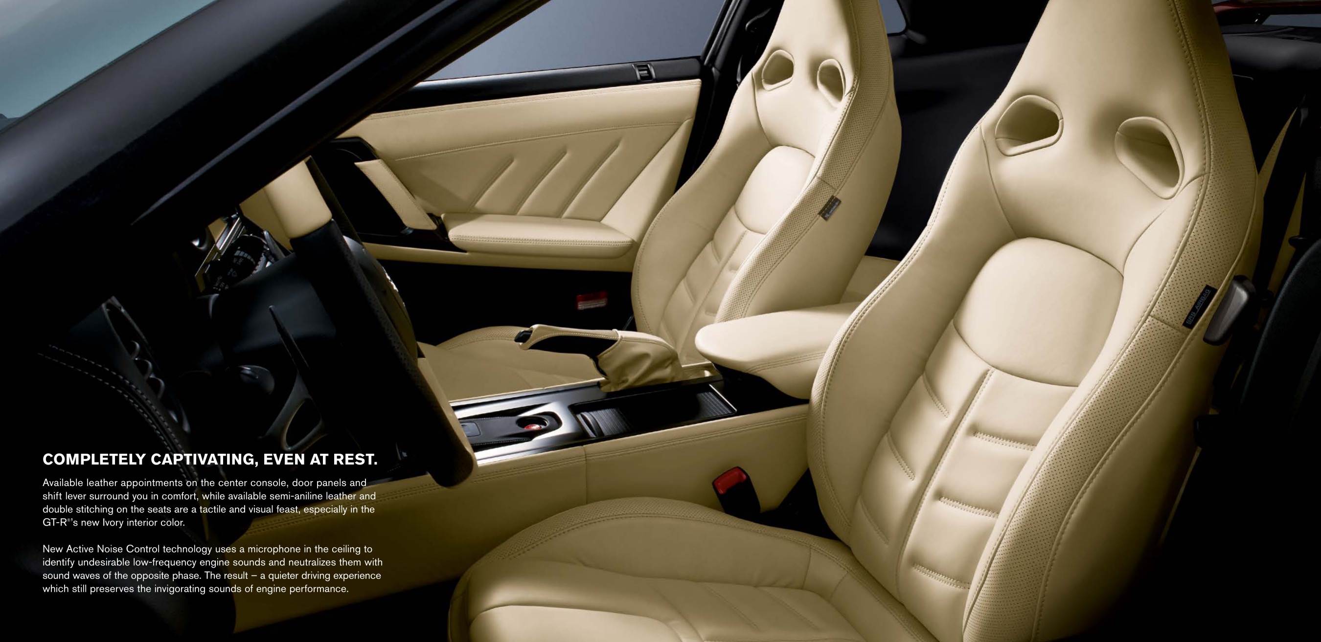 2015 Nissan GT-R Brochure Page 26